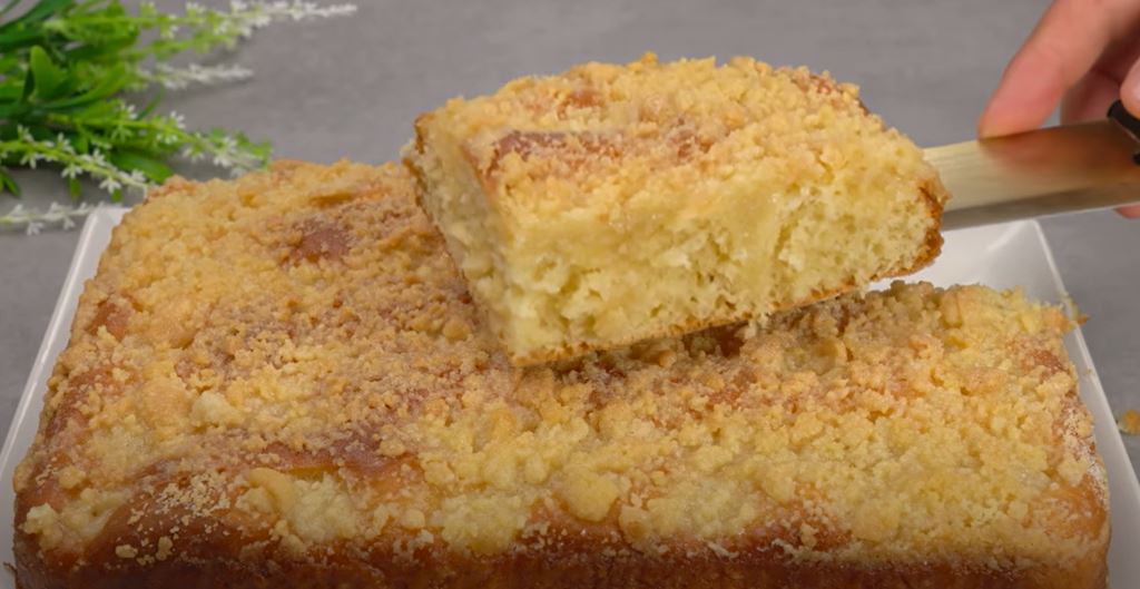 diasimiTorta1 Κέικ με κρέμα γάλακτος