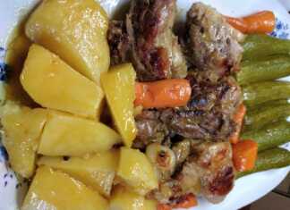Χοιρινο με λαχανικά στην κατσαρόλα Χοιρινό με λαχανικά στην κατσαρόλα