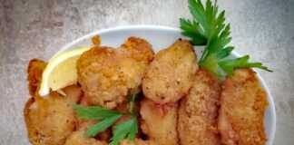 Παναρισμένες φτερούγες κοτόπουλου στο φούρνο Παναρισμένες φτερούγες κοτόπουλου στο φούρνο