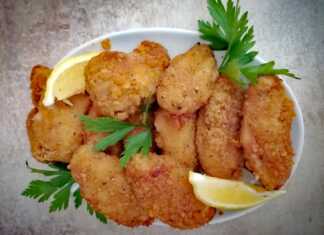 Παναρισμένες φτερούγες κοτόπουλου στο φούρνο