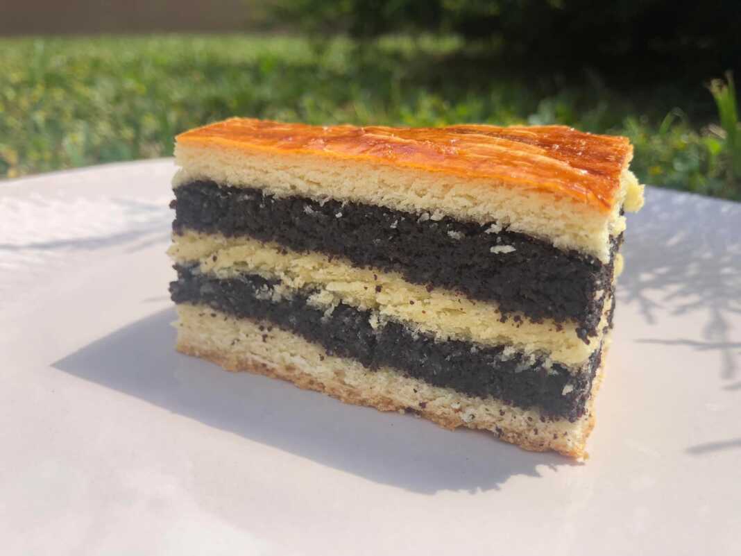 Παπαρονόπιτα