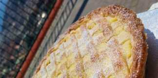 Ταρτα λεμονιού με ανθότυρο