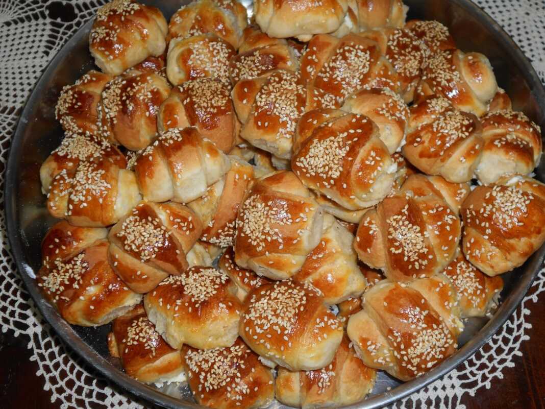 Αφράτα Τυροπιτάκια