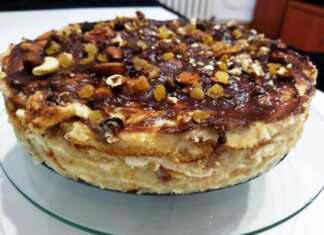 Τούρτα με ξηρούς καρπούς