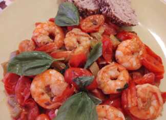 Γαρίδες με ντοματίνια στο τηγάνι