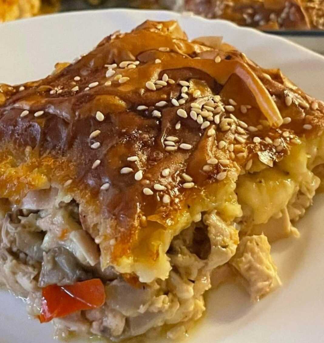 Κοτοπιτοπιπερομανιταροπιτα