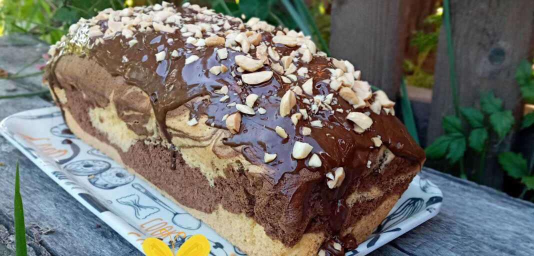 dixromoKeik Δίχρωμο κεικ με σοκολάτα