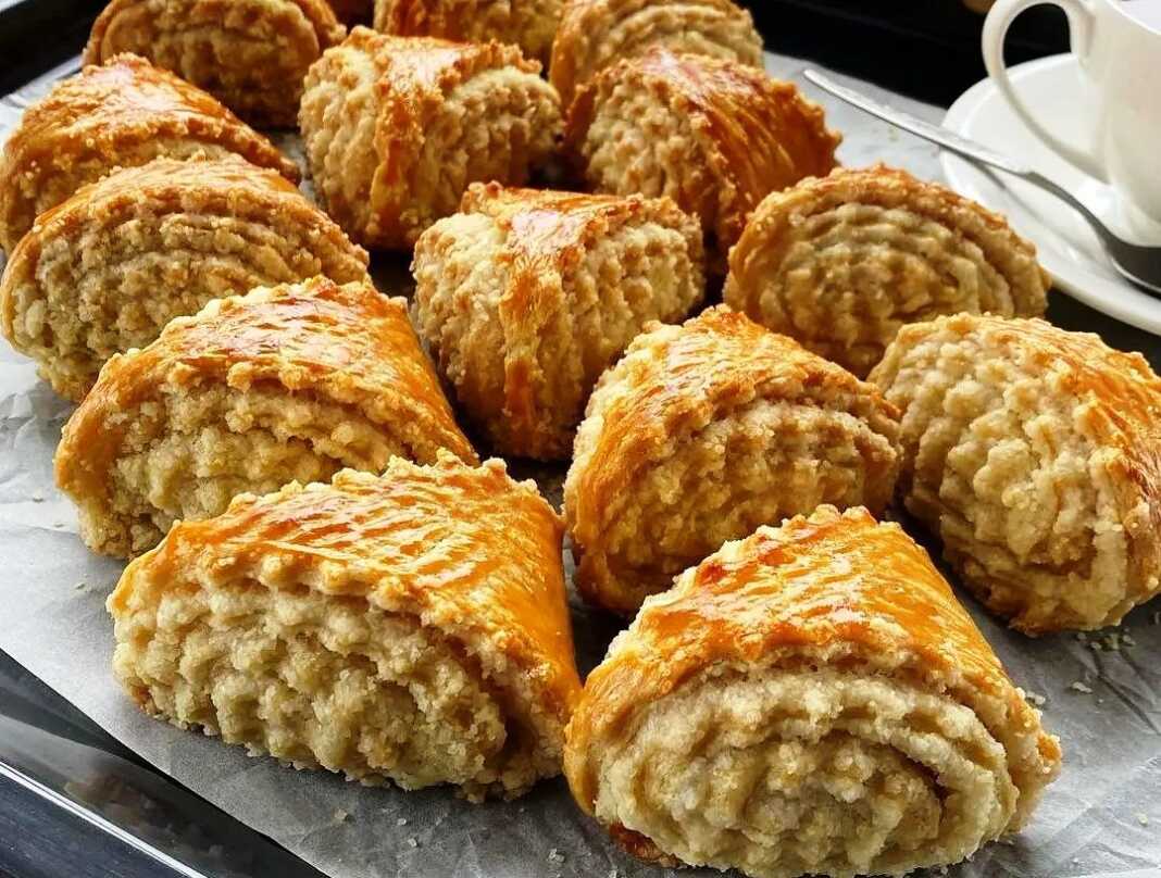 glikaSfoliatinia Λαχταριστά, όμορφα, γλυκά σφολιατίνια