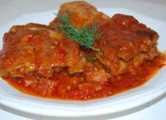 Xοιρινά παϊδάκια κοκκινιστά