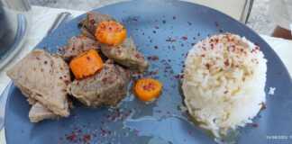 μοσχάρι λεμονάτο με ρύζι