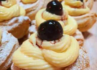 “Λουκουμάδες” με κρέμα και βύσινο Λουκουμάδες με κρέμα και βύσινο