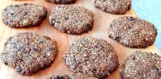 Tραγανά μπισκότα σοκολάτας με πλιγούρι