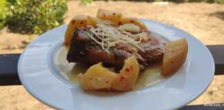 Μπριζόλες χοιρινές με πατάτες