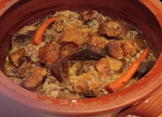 Ψητό Βοδινό σε κρασί με μουστάρδα και μυρωδικά στο πήλινο