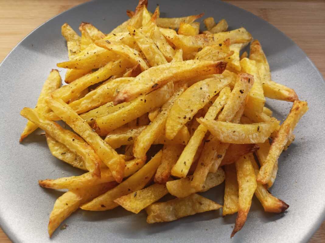 Πατάτες τηγανιτές στο φούρνο