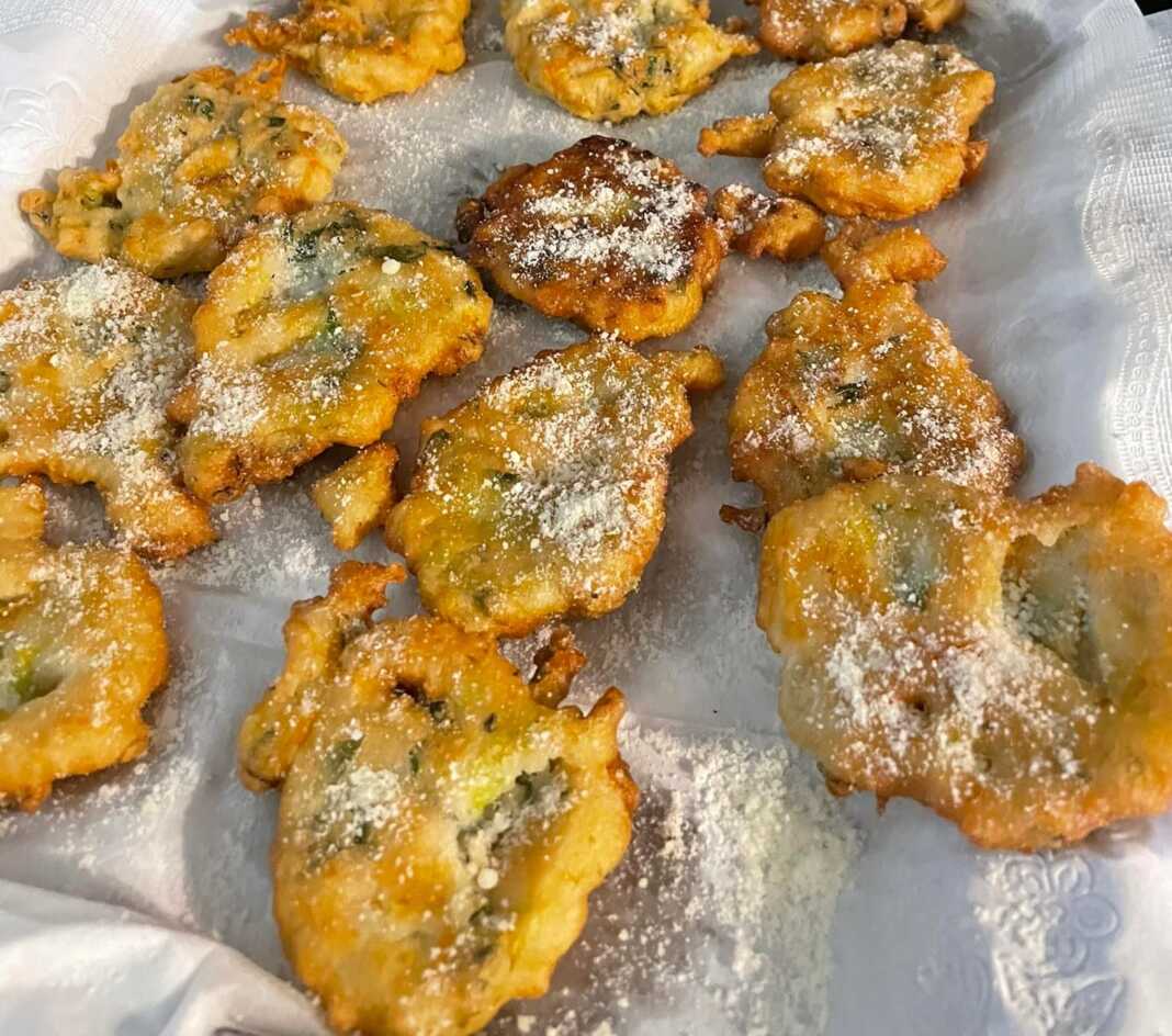 tiganitoiAntuoi Τηγανητοί κολοκυθοανθοί