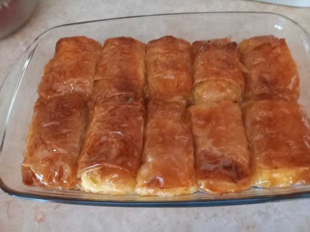 Γαλακτομπούρεκα