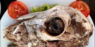 Κατσικίσιο ή Αρνίσιο κεφαλάκι Βραστό Κατσικίσιο Κεφαλάκι Βραστό: συνταγή βήμα-βήμα.