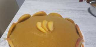 Κέικ με ροδάκινο με αμύγδαλα