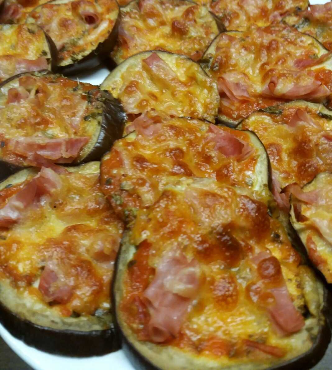 miniPitses Μελιτζάνες μίνι πίτσες