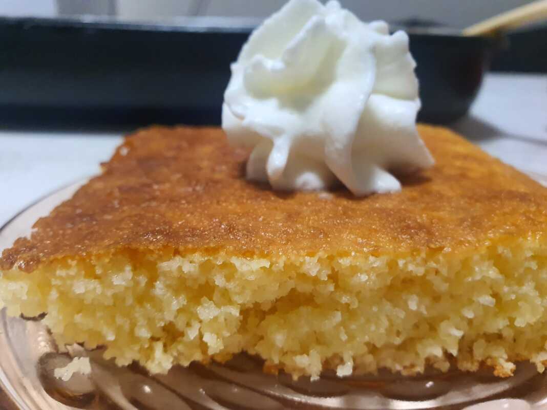 Ραβανι με σιμιγδάλι & χυμό