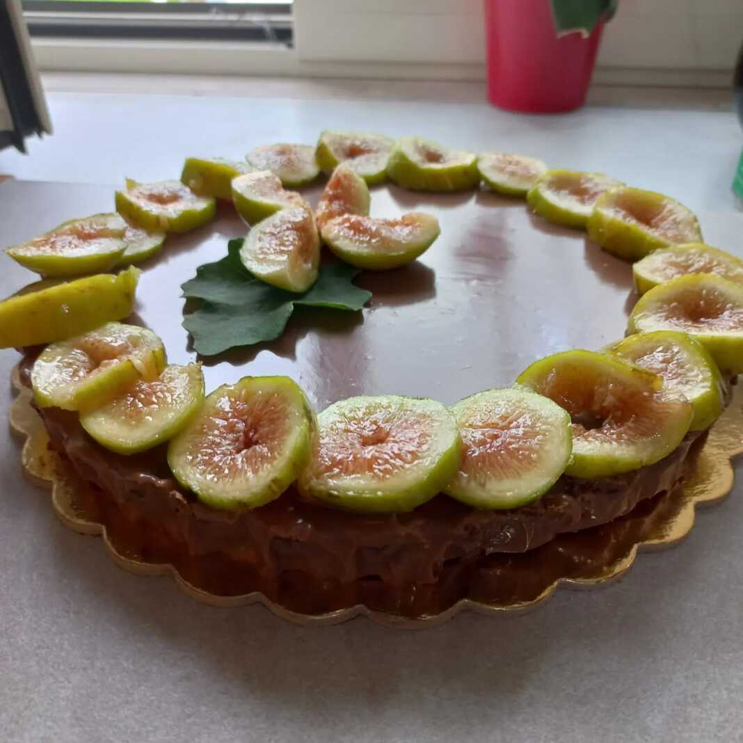 Ταρτα Σοκολάτας με σύκα