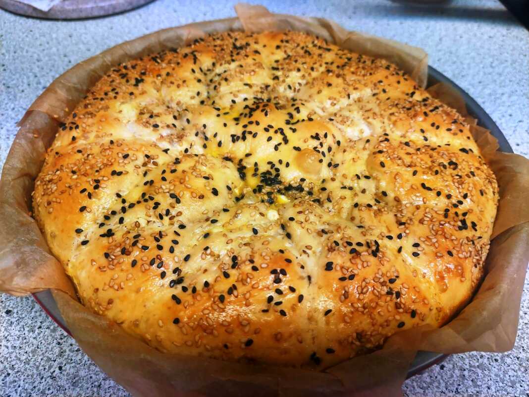 tiropsomoAfros3 Τυρόψωμο, αφράτο αφράτο σαν τσουρέκι !!!