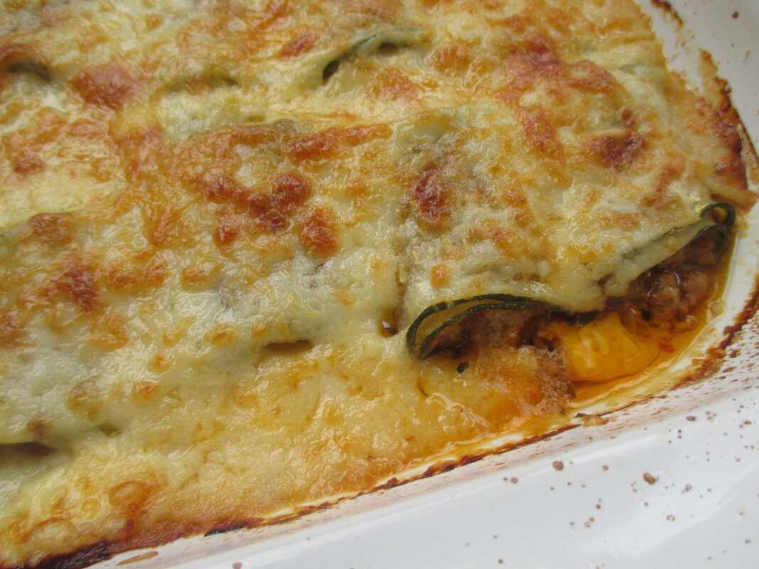 γεμισταΚολοκυθάκια Γεμιστά κολοκυθάκια κανελόνια με κρέας