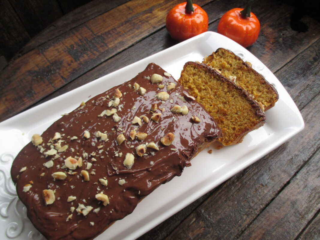 Κέικ κολοκύθας με Κανέλα και Σοκολάτα