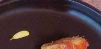 Μίνι μπουρεκάκια με ξινομυζήθρα