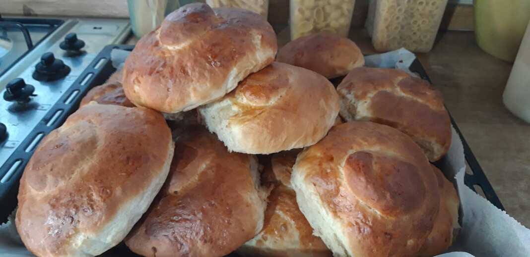 Ψωμάκια brioche 