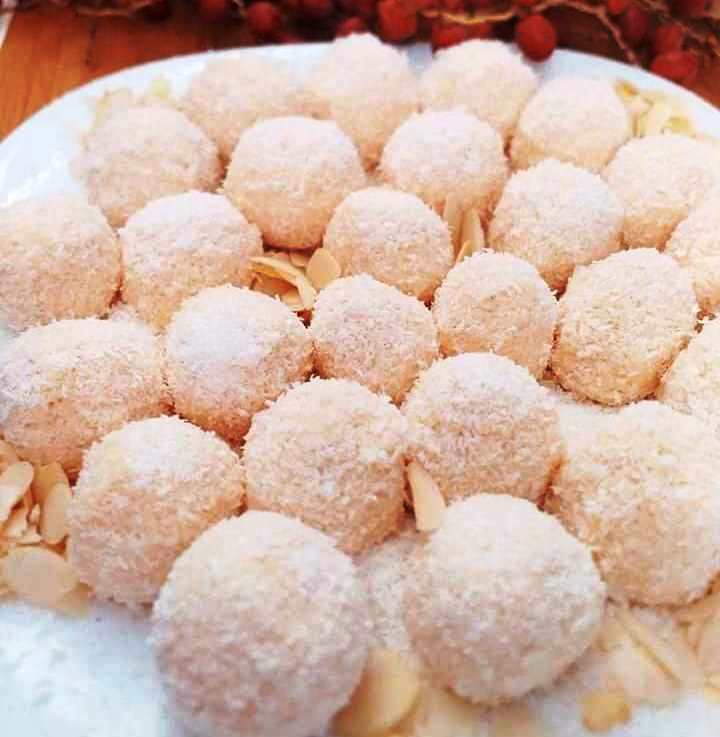 Φοντανάκια τύπου Raffaello με 3 μόνο υλικά