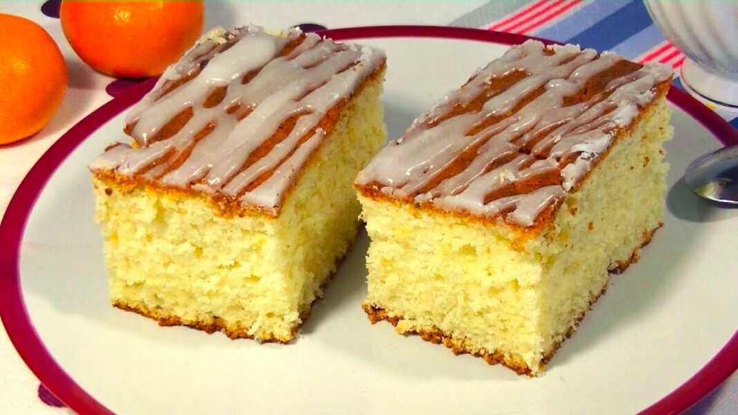 Κέικ Τυριού με γλασσο λεμονιού