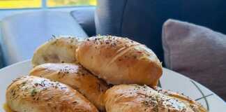 Κυμαδοπιτάκια με μπέικον