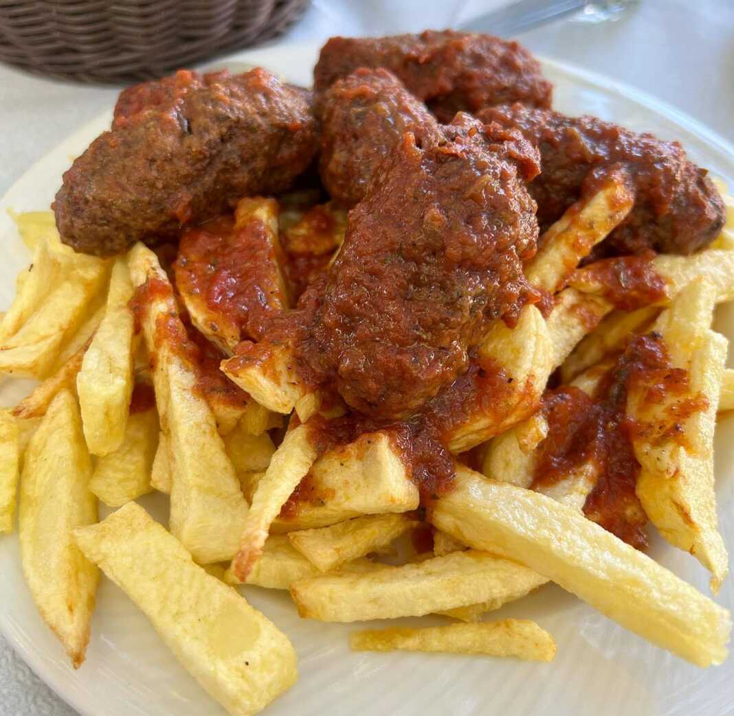 Κεφτεδάκια κοκκινιστά