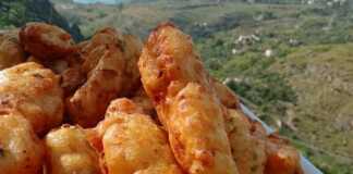 Πατατοτηγανίτες με κολοκυθοανθούς...