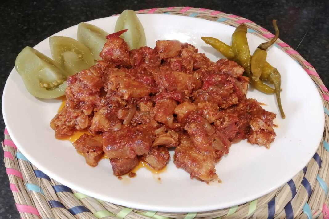 Τηγανιά κοτόπουλο με σάλτσα