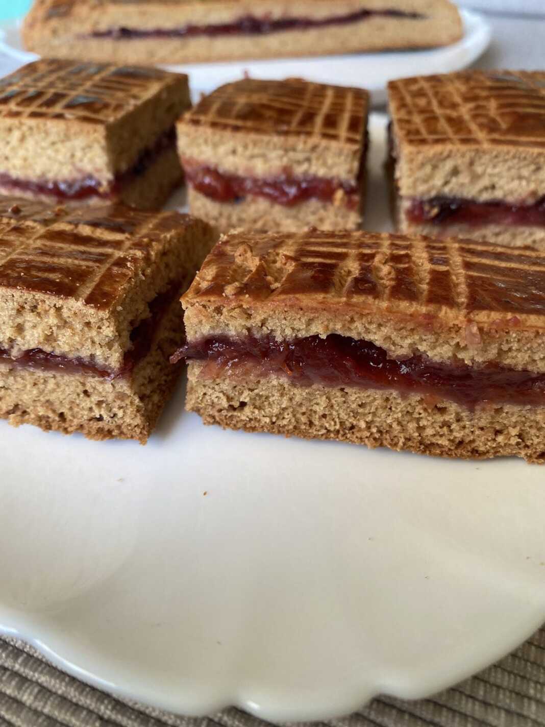 melopsomo2 Mελόψωμο με μαρμαλέδα