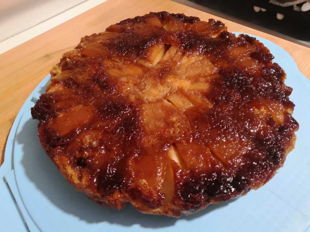 Καραμελωμένη μηλόπιτα