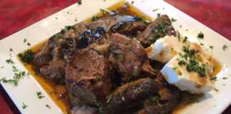 Μοσχαράκι με μελιτζάνες