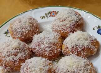 Μπισκότα με μαρμελάδα