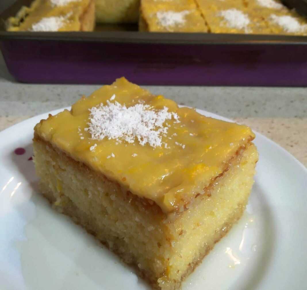 Αφράτο ρεβανί με κρέμα λεμόνι 