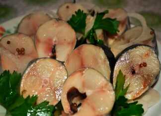 Μαριναρισμένο σκουμπρί σε καυτό λάδι