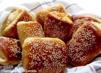 Τσουρεκάκια τυριού