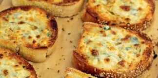 Ψητές Φέτες με σάλτσα τυριού