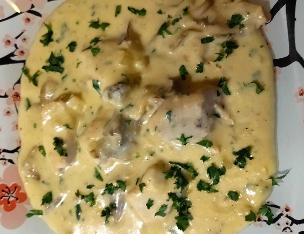 Φιλέτο γαλοπούλας με κρέμα γάλακτος και μανιτάρια