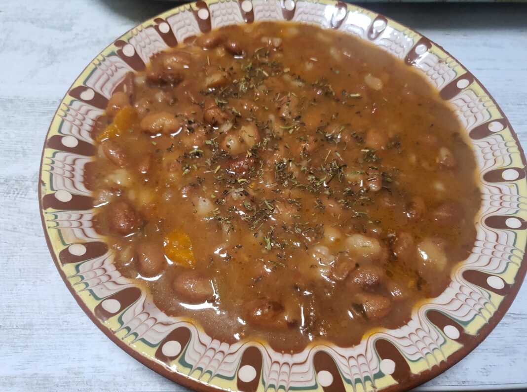 Μπαρμπουνοφάσουλα, τα φασόλια “χάντρες”