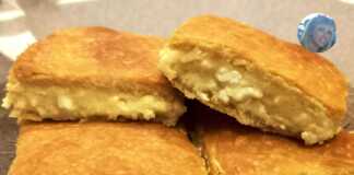 Τυρόπιτα με μπεσαμέλ