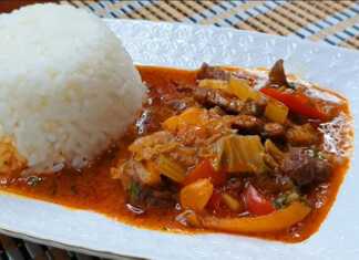 Ρύζι στην κούπα με κρέας και λαχανικά