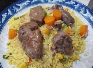 Μοσχαράκι λεμονάτο με ρύζι και λαχανικά